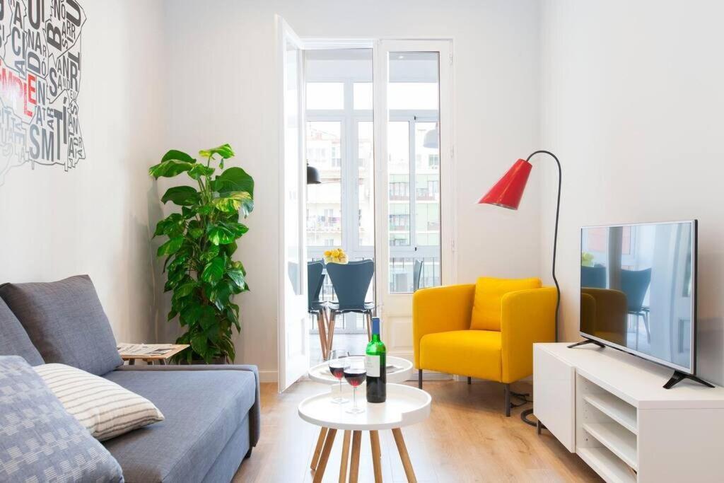 Perfectly Located 4Bed 4Bath Apartment In Barcelona 3 1 Экстерьер фото